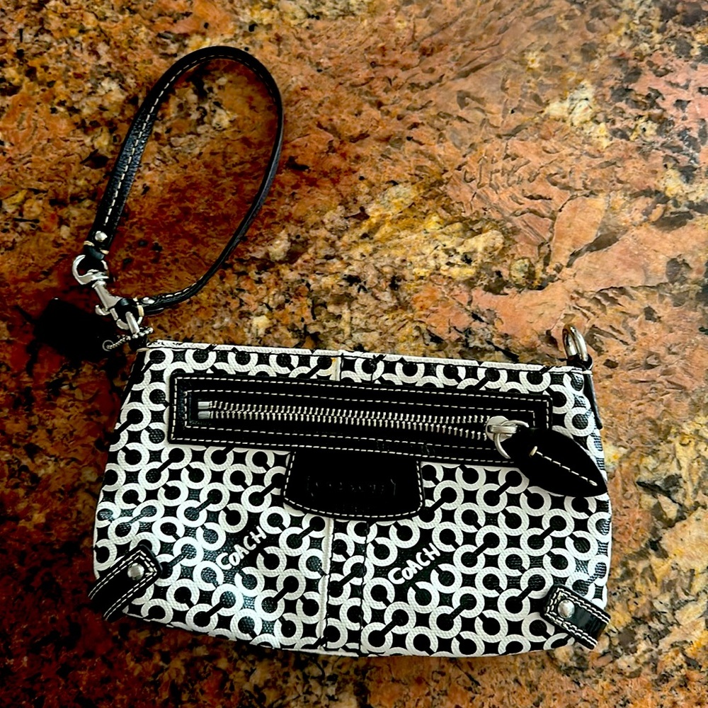 Vintage coach purse/wristlet